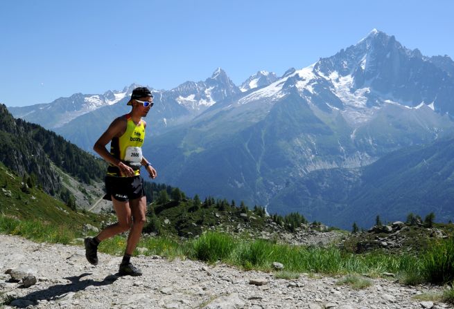 This prestigious ultra marathon event starts in Chamonix, France, with a route that goes through Italy and Switzerland. Each runner has 46 hours and 30 minutes to complete the 168-kilometer course.<br />