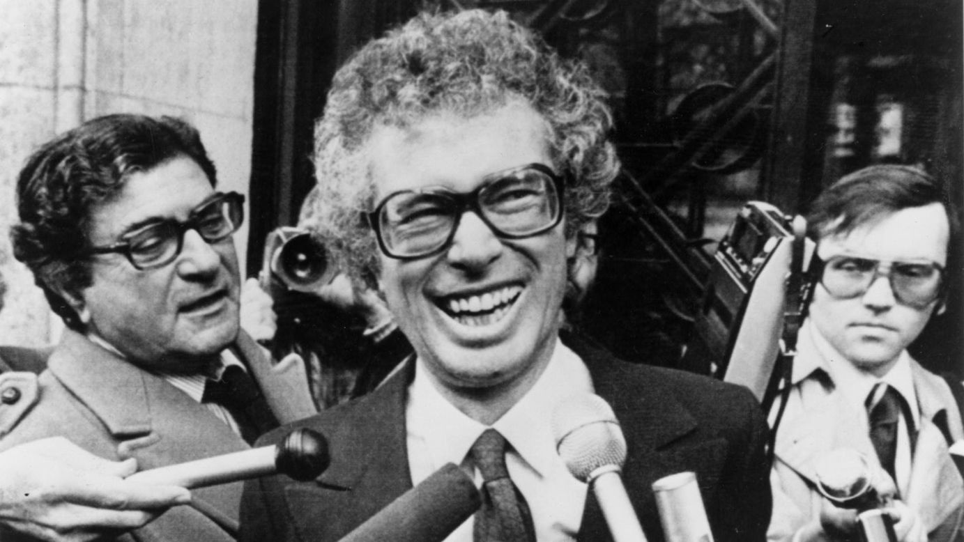 <a href="http://www.cnn.com/2015/10/15/americas/ken-taylor-dies/" target="_blank">Ken Taylor</a>, the former Canadian ambassador known for his role in the Iran hostage crisis, died October 15, CBC News reported. He was 81.