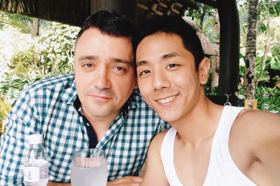 In South Korea, many in the LGBT community don't feel comfortable coming out to their family, friends and colleagues. Micky's family still thinks he has a girlfriend.