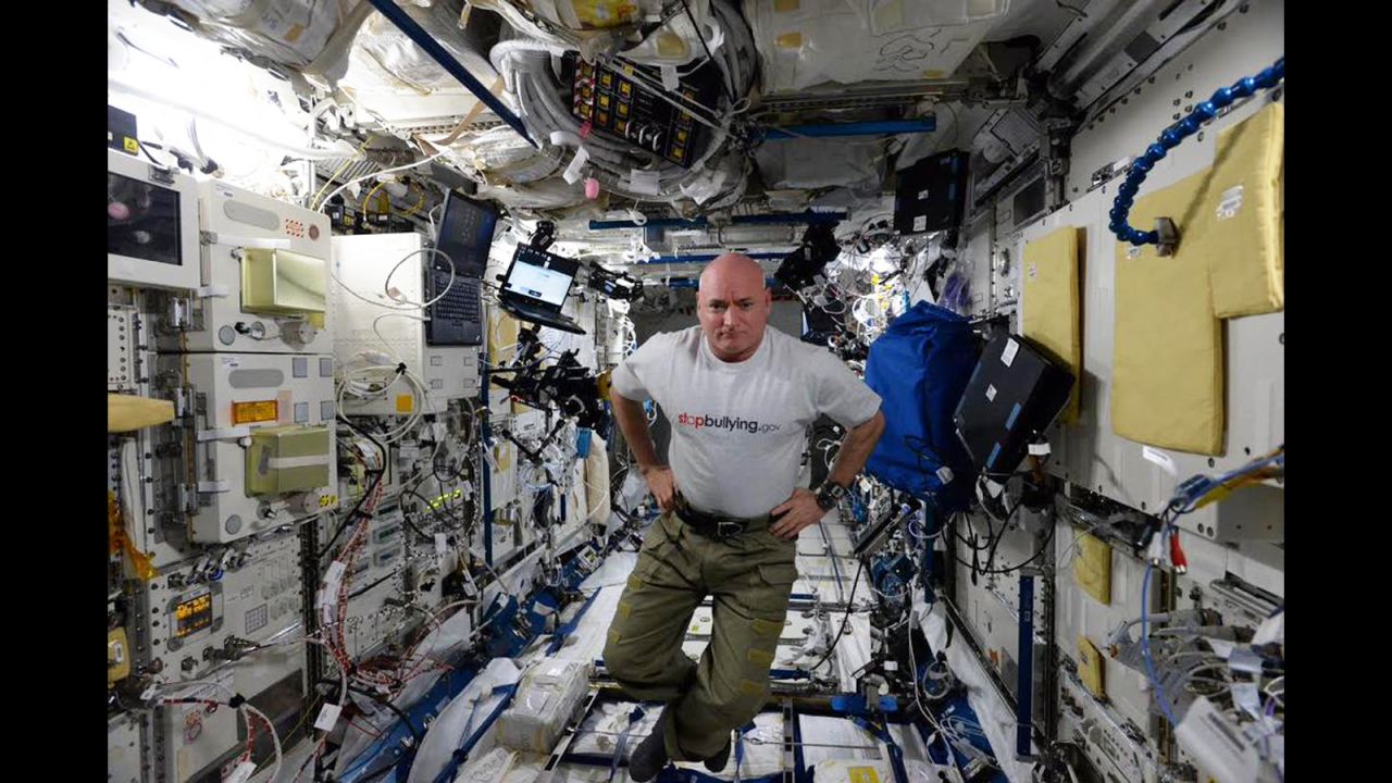 Astronaut Scott Kelly breaks record for number of days spent in space