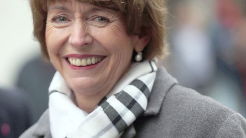 germany mayoral candidate Henriette Reker stabbing migration ct_00004225.jpg