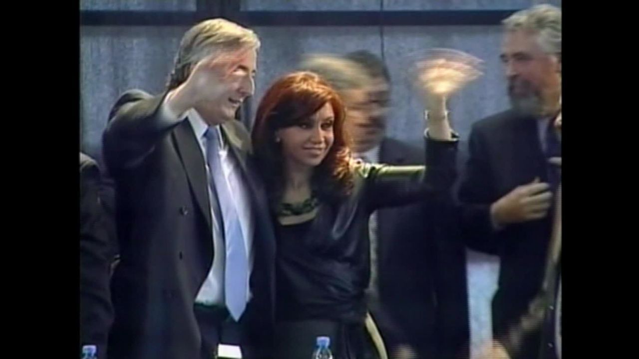 cnnee pkg sarmenti the power of the kirchner _00005913.jpg