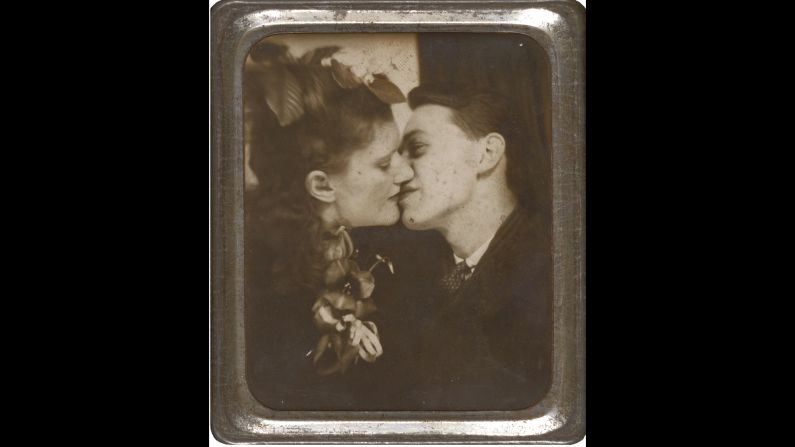 Gertrude Abercrombie kisses an unidentified individual in this photo-booth snap circa 1945. Abercrombie, who was dubbed "the queen of the bohemian artists," painted from a studio in Chicago. She often produced self-portraits in a surrealist style.