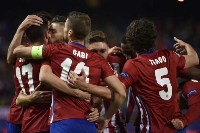 Atletico Madrid cruised to a 4-0 win over Astana of Kazakhstan. Saúl Ñíguez, Jackson Martínez, Óliver Torres and an own-goal by Denys Dedechko sealed the points.