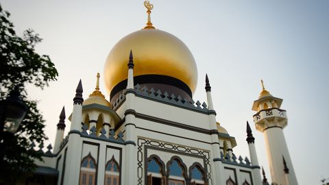 Masjid Sultan -- Singapore's national mosque. 