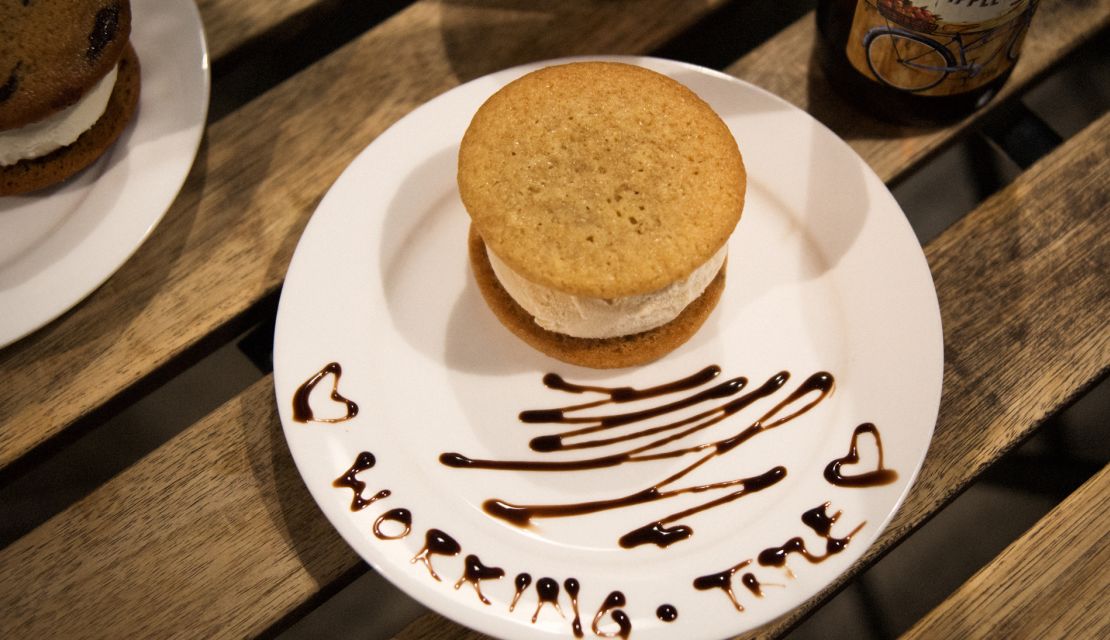 The ice-cream cookies are a must-try.