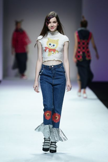 With kitten motifs and flower appliques, Wang took cutesy to a whole new level. 