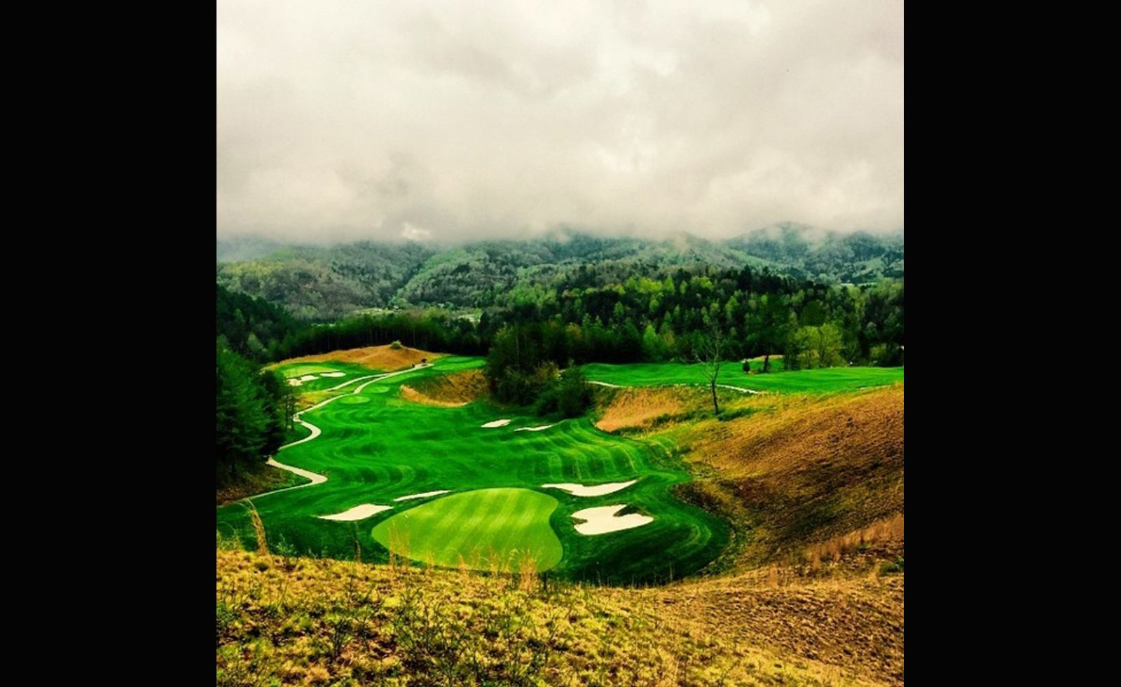 Located in the Great Smoky Mountains --  <a href="index.php?page=&url=https%3A%2F%2Finstagram.com%2Fkroisov16%2F" target="_blank" target="_blank">@kroisov16</a>'s shot illustrates the nickname -- Sequoyah is nestled among the oak, fir and flowered valleys that produce such vivid colors.