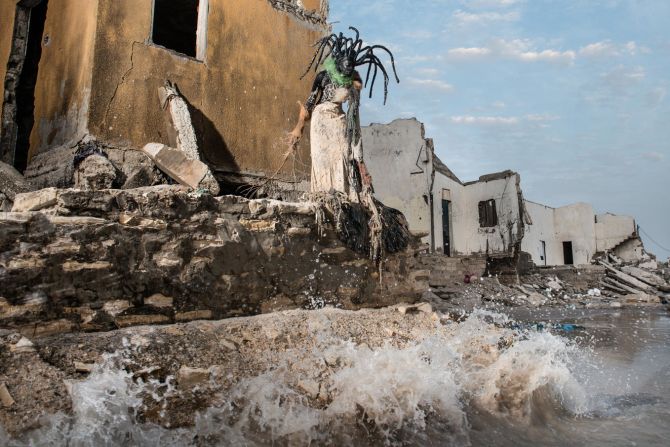 The series was shot in the capital of Senegal, Dakar, but its narrative is built on ancient Greek mythology and the story of Gaia -- <a href="http://edition.cnn.com/2008/WORLD/europe/04/17/lovelock.spirit/">known as</a> the "goddess of the Earth." According to Monteiro, Gaia is "exhausted by her incapacity to maintain the natural cycles of the planet," so she sends spiritual forces known as "djinns" to earth as her representatives. These "djinns" take on human form and communicate her message of environmental concern to mankind. 