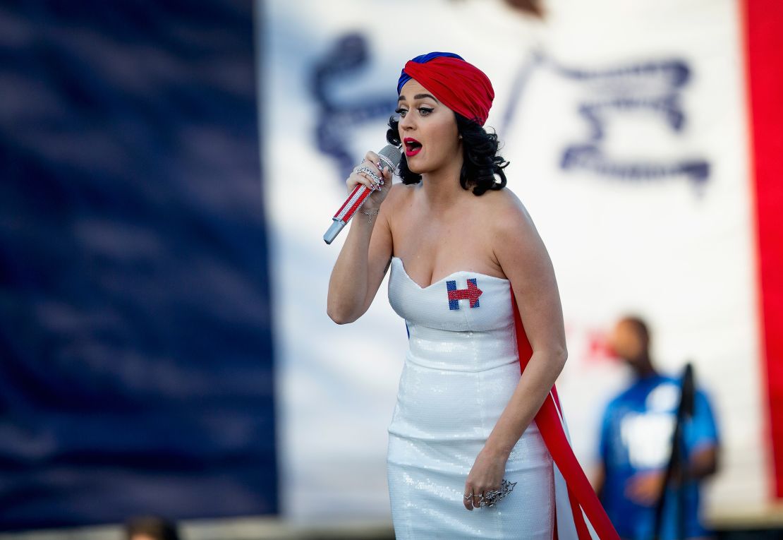 Singer Katy Perry rallies supporters of Democratic presidential candidate Hillary Clinton outside the Iowa Events Center before the start of the Jefferson-Jackson dinner on October 24, 2015 in Des Moines, Iowa. 