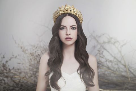 Crowns are tipped to be the headpiece-of-choice at Australia's most famous horse race, the Melbourne Cup. Ahead of the race on November 3, we spoke to four Australian milliners reinventing the crown for the 21st century.<br /><br />Sydney designer <a href="https://instagram.com/viktorianovak/?hl=en" target="_blank" target="_blank">Viktoria Novak's</a> delicate metal crowns (pictured) have also been featured in U.S. TV series, "Reign."<br />