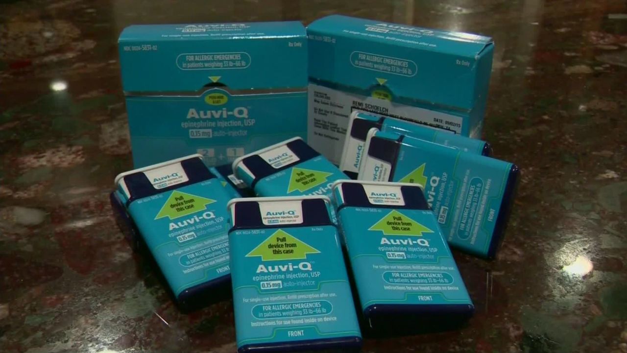 Sanofi Auvi Q epinephrine injectors recall _00002413.jpg