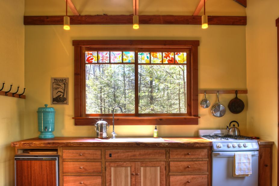 The pair of tiny houses <a href="http://www.homeaway.com/vacation-rental/p306623vb" target="_blank" target="_blank">rents for an average nightly rate of $130 on HomeAway</a>.