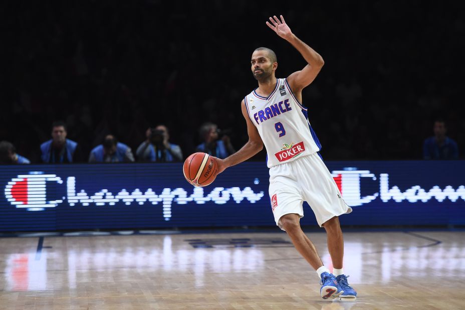 He was named France's athlete of the year in 2003 by influential French sports newspaper L'Equipe, the only basketball player to ever win the award. 
