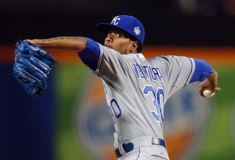 Kansas City Royals starting pitcher Yordano Ventura throws against the New York Mets during the first inning.