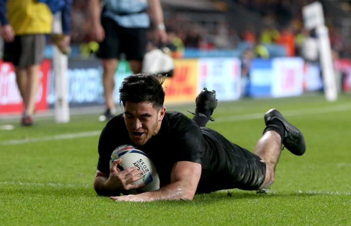 Nehe Milner-Skudder went over for the first try of the final late in the first half to put New Zealand in the driving seat against Australia. 