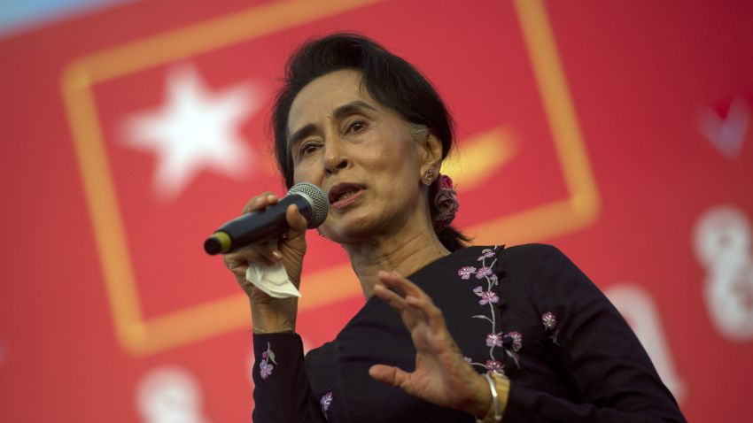 Myanmar opposition leader Aung San Suu Kyi speaks onstage during a campaign rally for the National League for Democracy in Yangon on November 1, 2015. Myanmar heads to the polls on November 8 in what observers and voters hope will be the fairest election in decades as the nation slowly shakes off years of brutal and isolating junta rule.  AFP PHOTO / Ye Aung THU        (Photo credit should read Ye Aung Thu/AFP/Getty Images)