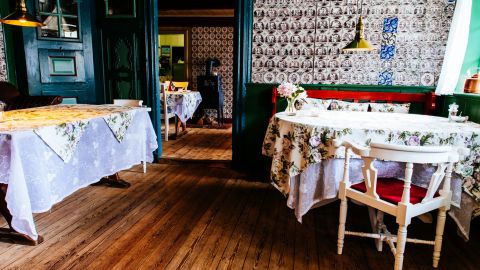 Sonderho Kro inn is perfectly located to make use of Fanoe's ready supplies of oysters and lamb.