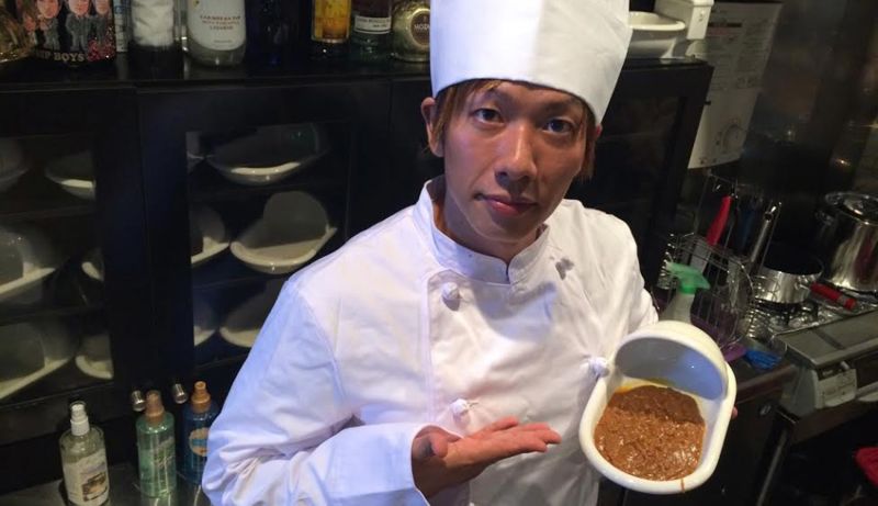 Poo curry Dish at Japanese restaurant mimics feces image