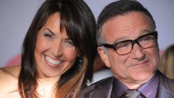 HOLLYWOOD - NOVEMBER 09:  Susan Schneider and Robin Williams arrive at the premiere of Walt Disney Pictures' 'Old Dogs' at the El Capitan Theatre on November 9, 2009 in Hollywood, California.  (Photo by Jason Merritt/Getty Images)