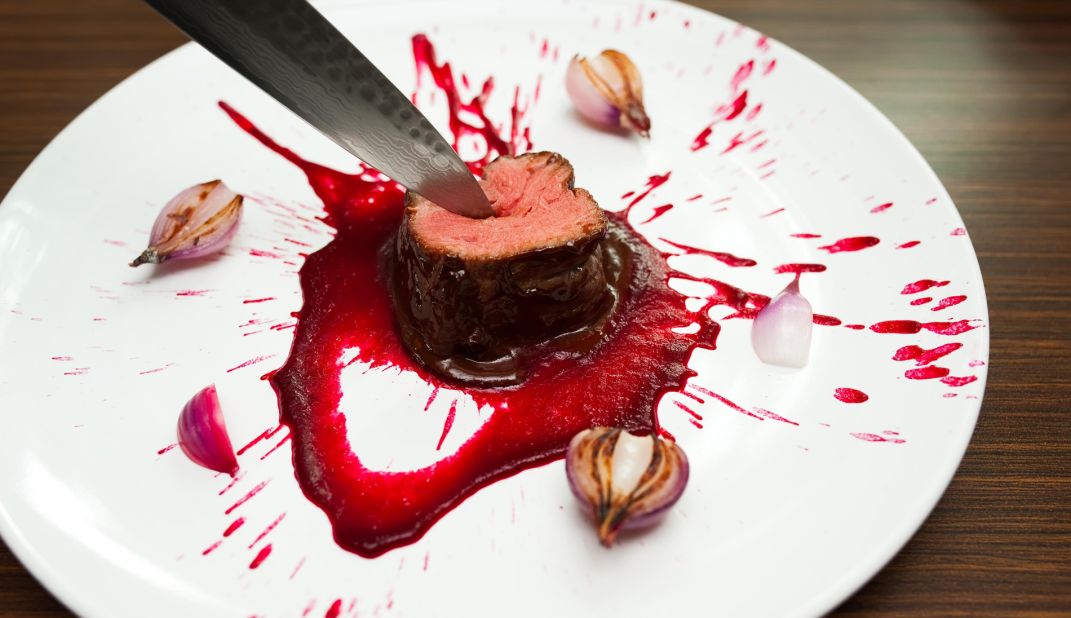 Mechanical engineer Yeong started his Instagram account two years ago. This beef tenderloin with dark chocolate demi glace, beet puree and onions was inspired by the TV series "Hannibal."