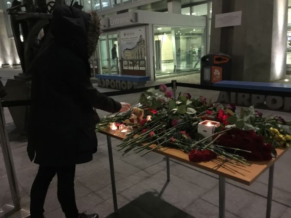Metrojet Flight 9268 was supposed to land in St. Petersburg, Russia, on Saturday, October 31. Instead, it crashed in the Sinai Peninsula in Egypt, killing all 224 people on board. Within hours of the disaster, a small table was set up at the airport in St. Petersburg for people to lay flowers.