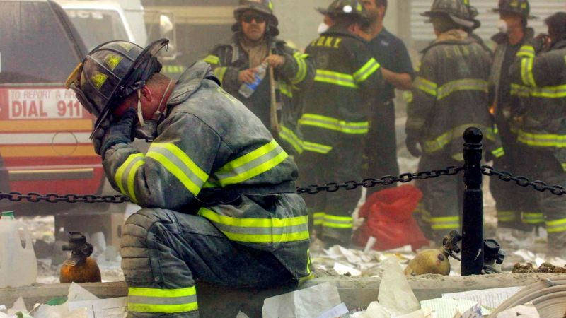 Смъртните случаи на пожарникари от болести, свързани с 11 септември, вече са равни на смъртни случаи от атаки