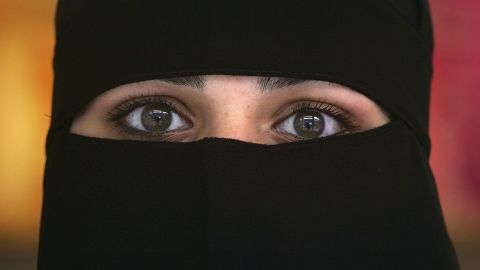 hijab woman eyes