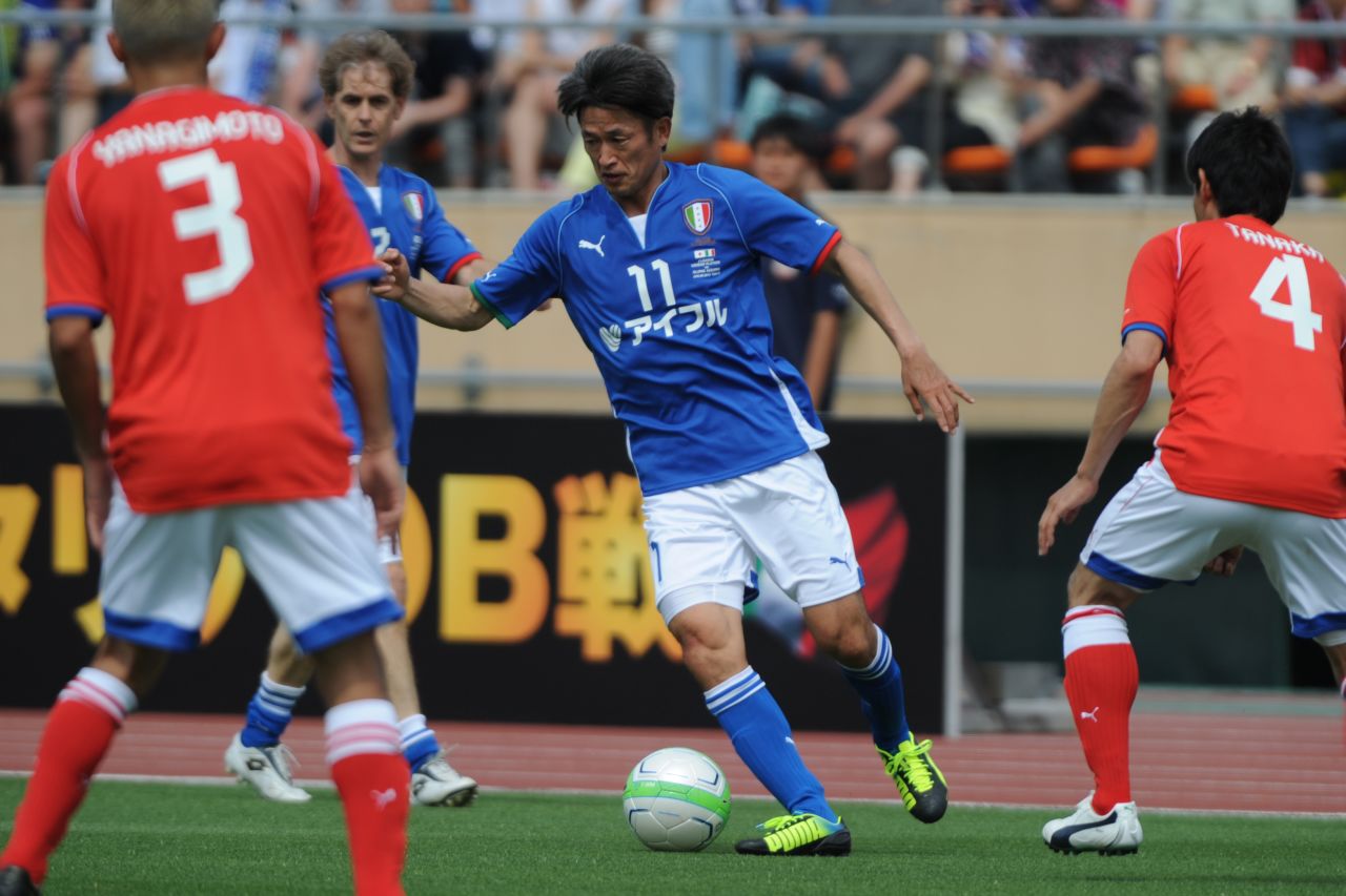 Kazuyoshi Miura has signed a new one-year deal with Yokohama FC at the grand old age of 48. The new contract means his professional football career will span more than 30 years. 