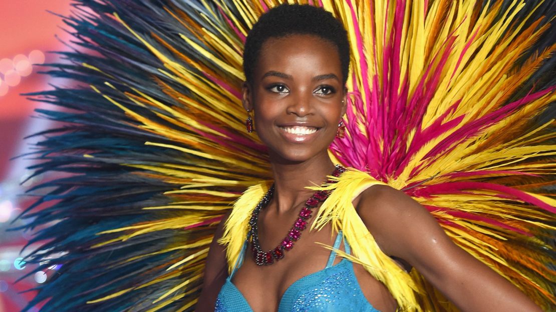 In 2015, Angolan model Maria Borges from Angola wore her natural hair on the Victoria's Secret Fashion Show runway.