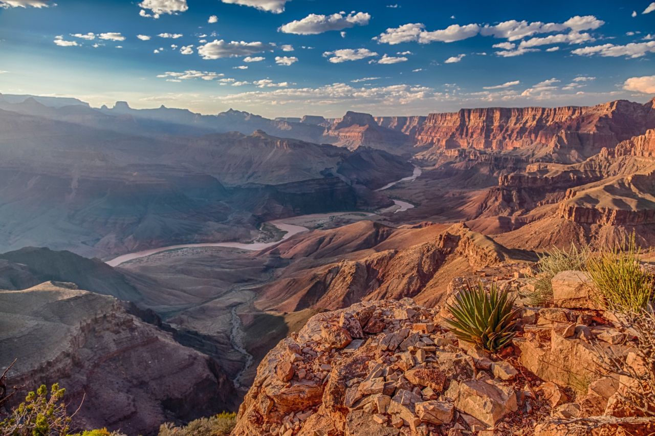 The Tanner Trail is the easternmost trail along the South Rim of the Grand Canyon. It's the only trail to offer broad views of the Colorado River as it flows south from Marble Canyon. As with many trails in the canyon, no water is available between the rim and river.