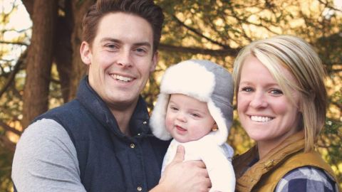 Young mom Amanda Blackburn died on Tuesday after she was shot during a home invasion. Authorities are still looking for a suspect.