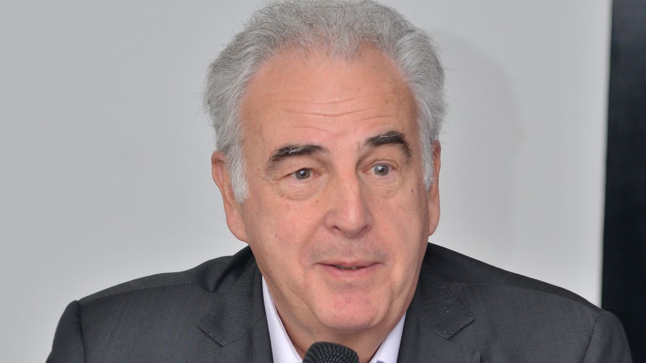  Michel Kazatchkine,  former executive director of the Global Fund to fight AIDS, Tuberculosis and Malaria.