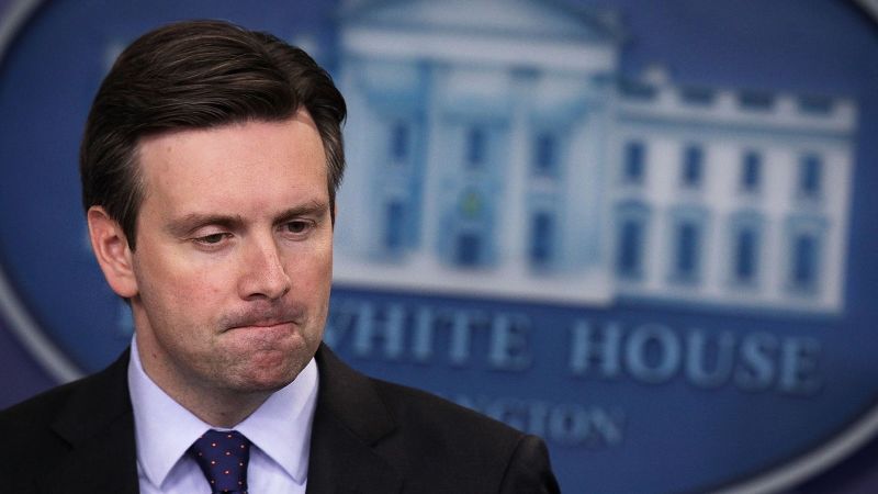 White House: Donald Trump Muslim plan 'disqualifies' him from presidency | CNN Politics