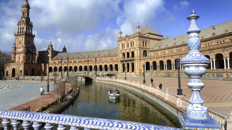 <strong>Theed </strong><strong>Royal Palace (Plaza de Espana, Seville, Spain): </strong>The majestic Plaza de Espana in the Spanish city of Seville was originally built for the 1929 Ibero-American Exposition. In "Attack of the Clones" and "The Phantom Menace," it doubles as a palace on Naboo where Anakin and Padme get to stroll among its colonnades.