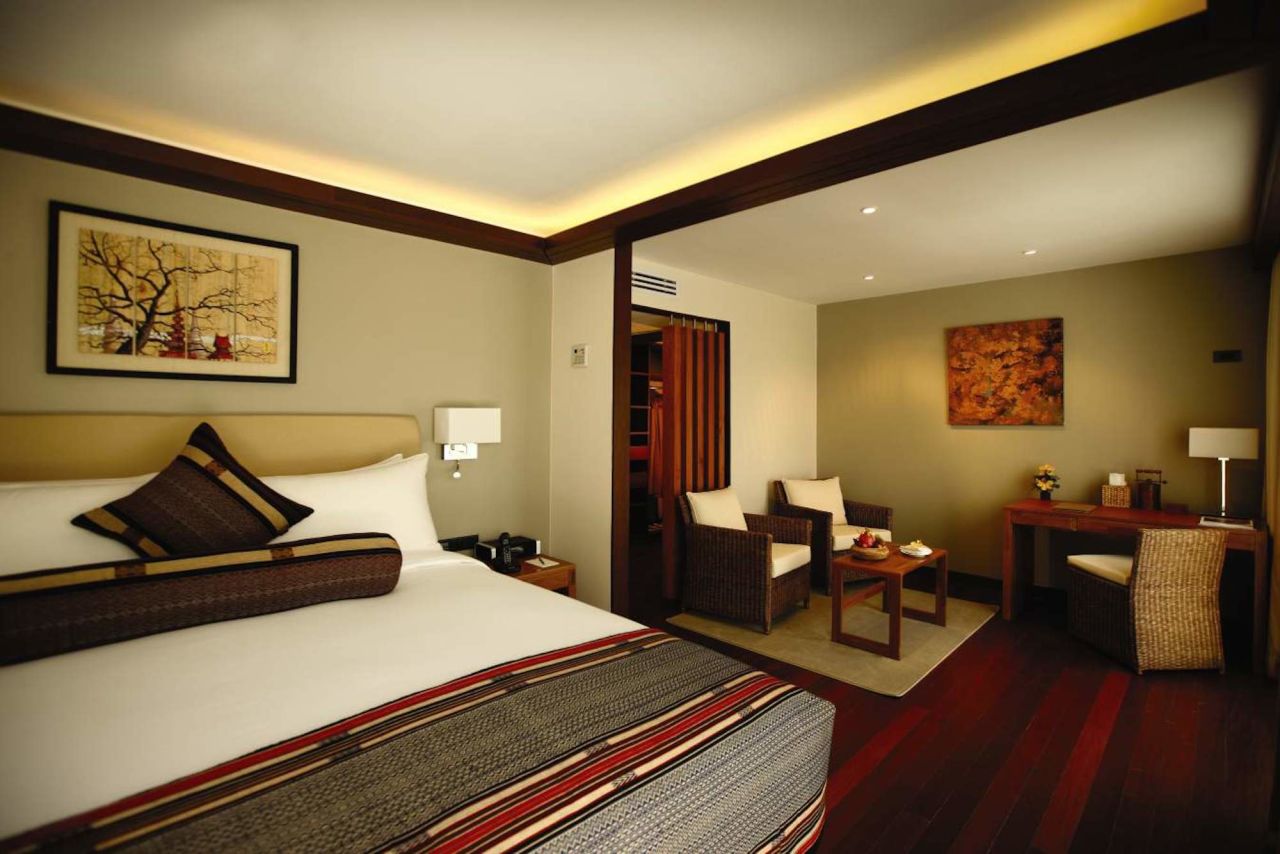 For private charters a maximum of 20 cabins can be booked.