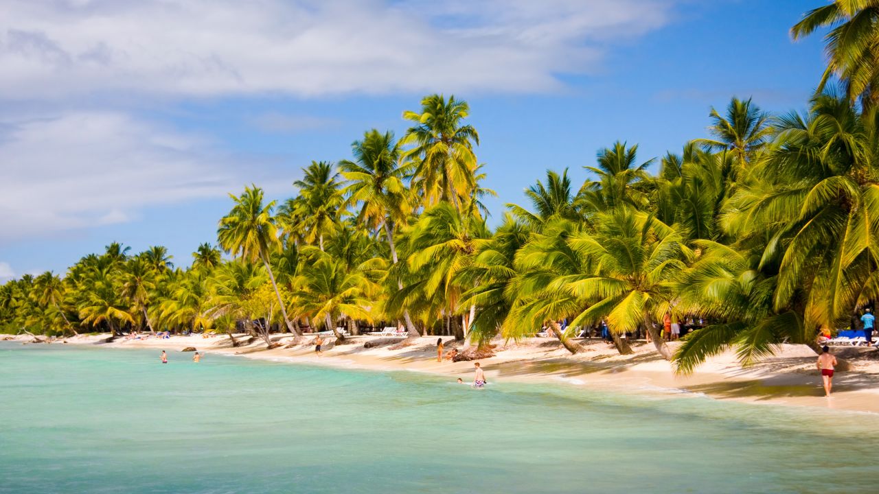 One of the DR's most popular attractions (and a day trip from Punta Cana), Saona Island is renowned for turquoise waters, pristine beaches, groves of coconut palms and one of its earliest visitors: Christopher Columbus, who supposedly named it after a friend from Savona, Italy.