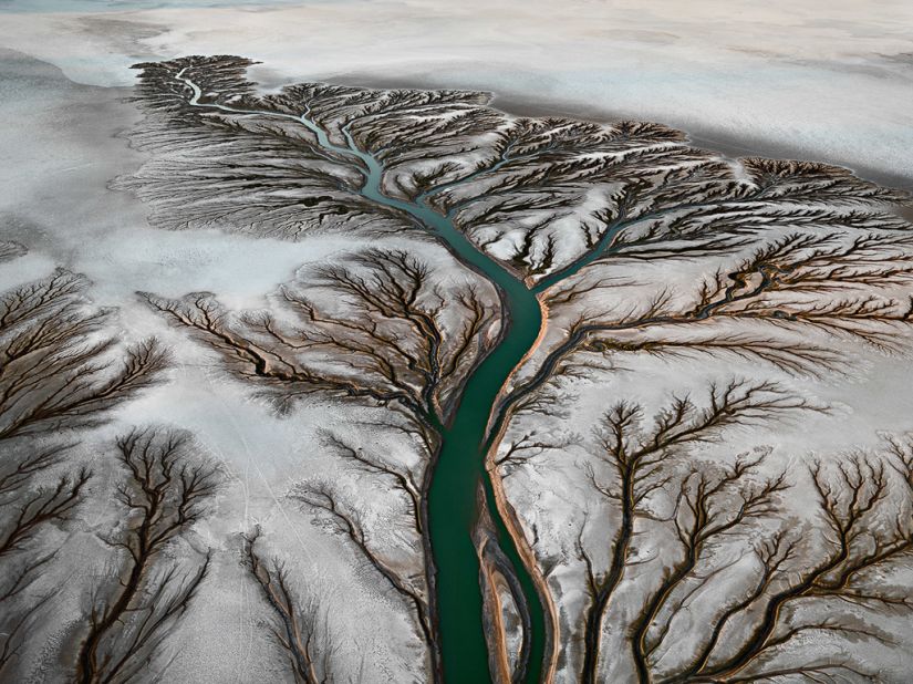 Canadian photographer Edward Burtynsky has spent decades traveling the world and taking stunning aerial shots of natural and industrial landscapes. 