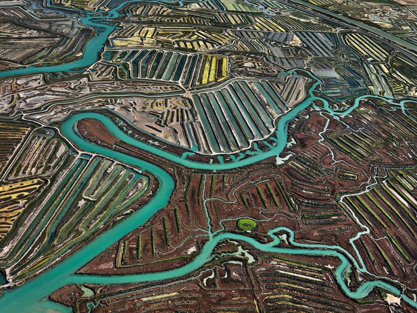 Burtynsky has shot eleven photo series to date: Water, Oil, Mines, Quarries, China, Shipbreaking, Urban Mines, Tailings, Homesteads, Railcuts and Early Landscapes. 