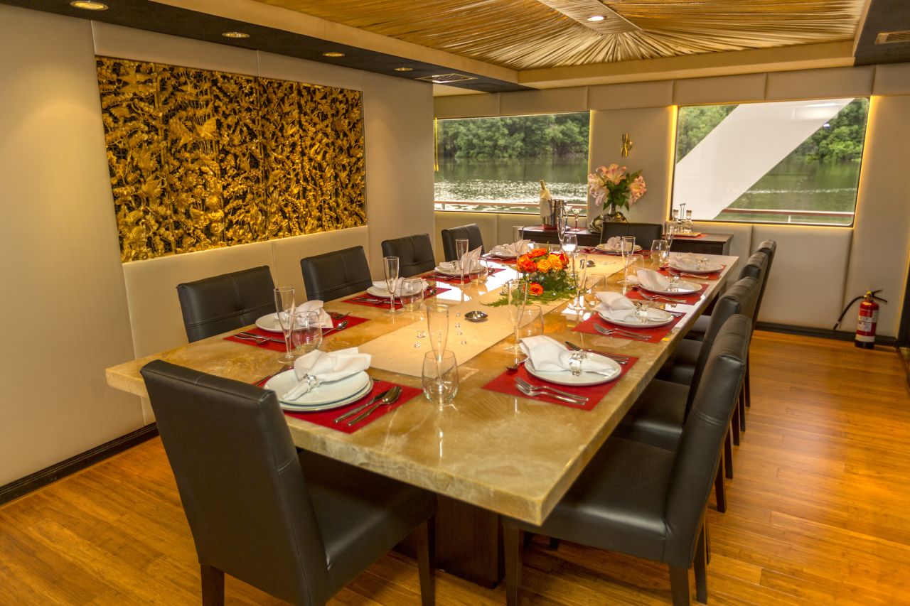 M/Y Passion has a panoramic sky lounge and bar, dining room, Jacuzzi and six staterooms.