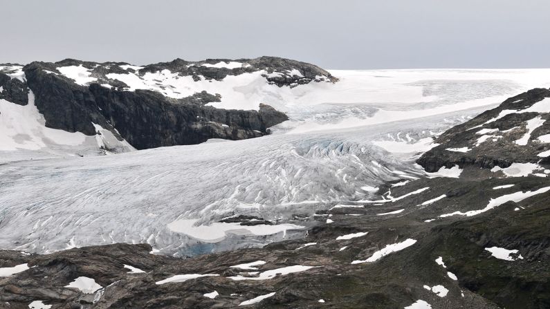 <strong>Hoth (Hardanger Jokulen Glacier and Finse, Norway): </strong>Exteriors of the ice world Hoth in "The Empire Strikes Back" were shot in the tiny village of Finse, Norway, and the main battlefield scenes were shot on the nearby glacier.