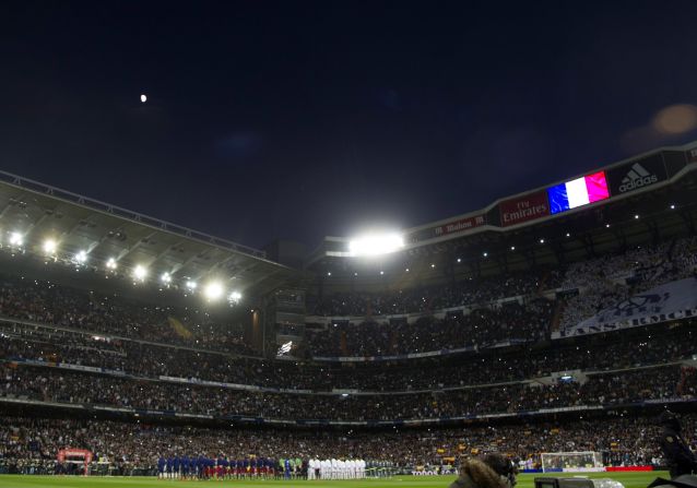 Dignitaries among the 80,000 crowd included Spanish prime minister, Mariano Rajoy.