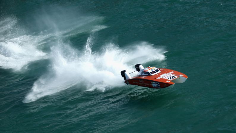 Mikael Bengtsson and Erik Stark race their powerboat in the Dubai Grand Prix on Saturday, November 21.