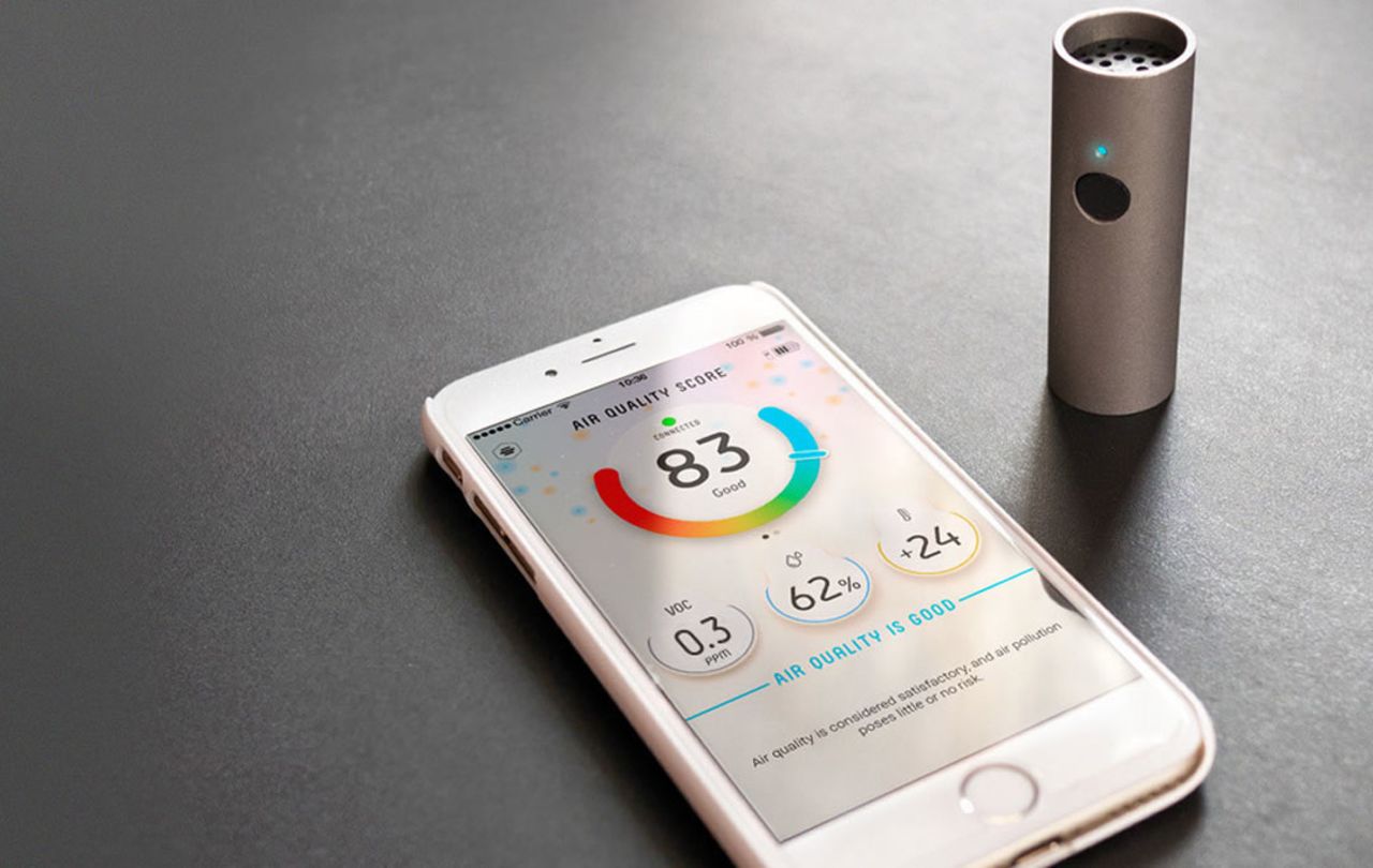 The device connects to the user's smartphone, providing instant readings and an air quality map. 