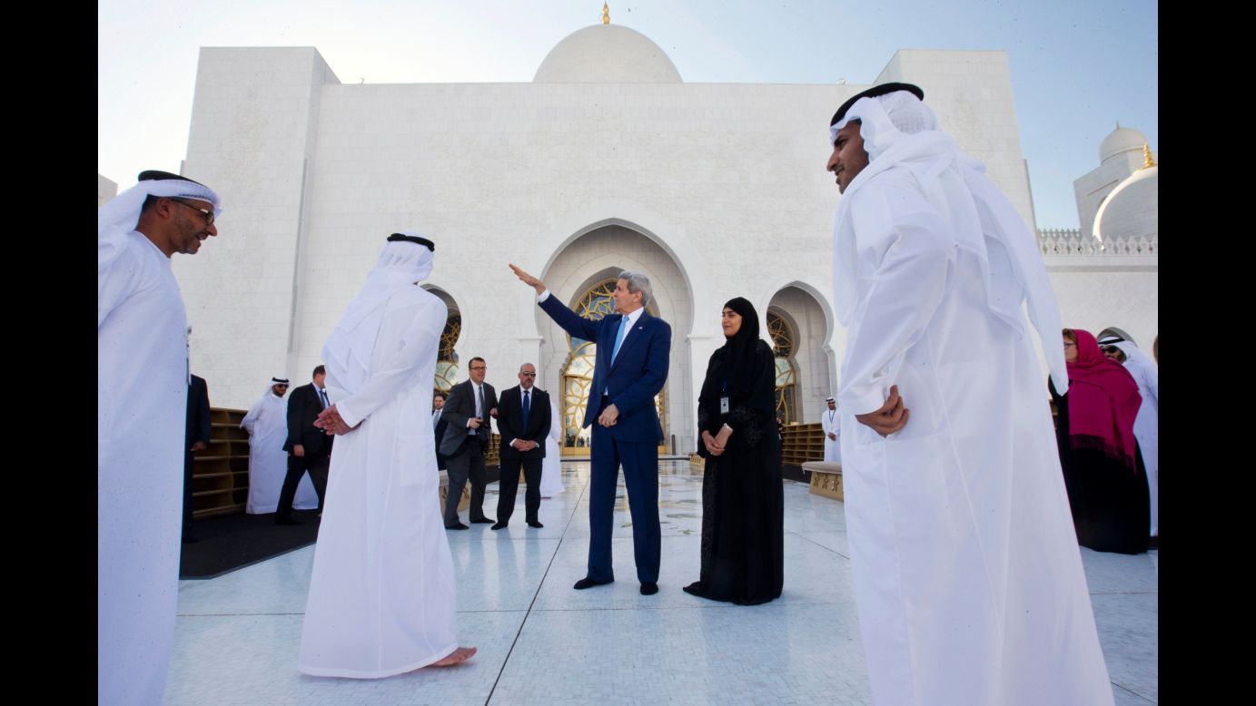 U.S. Secretary of State John Kerry tours the Sheikh Zayed Grand Mosque in Abu Dhabi, United Arab Emirates, on Monday, November 23.