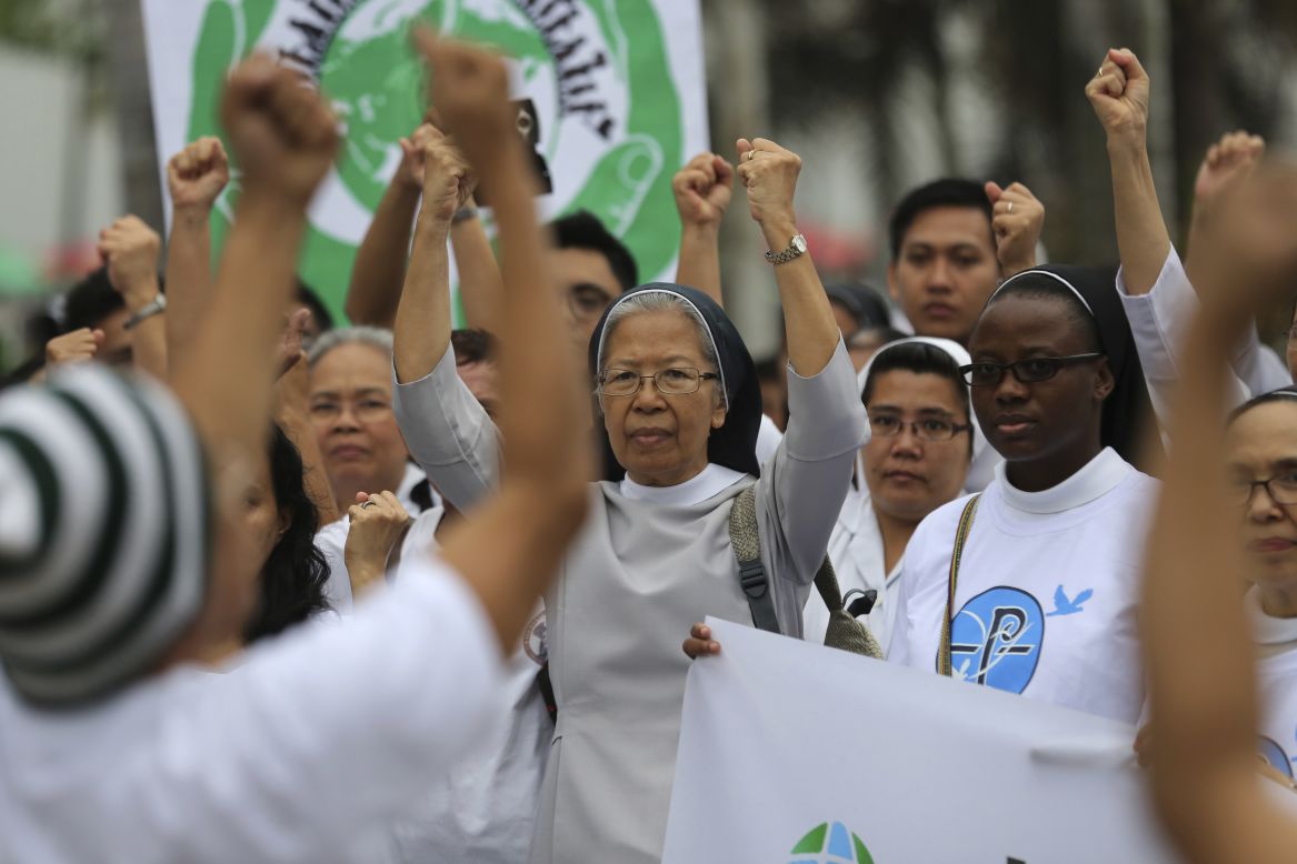 Filipino Catholic nuns join the Climate Solidarity Prayer March in Manila, Philippines.