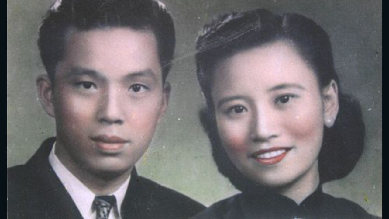 Cao Yuehua, left, and Wang Deyi as young lovers in China.