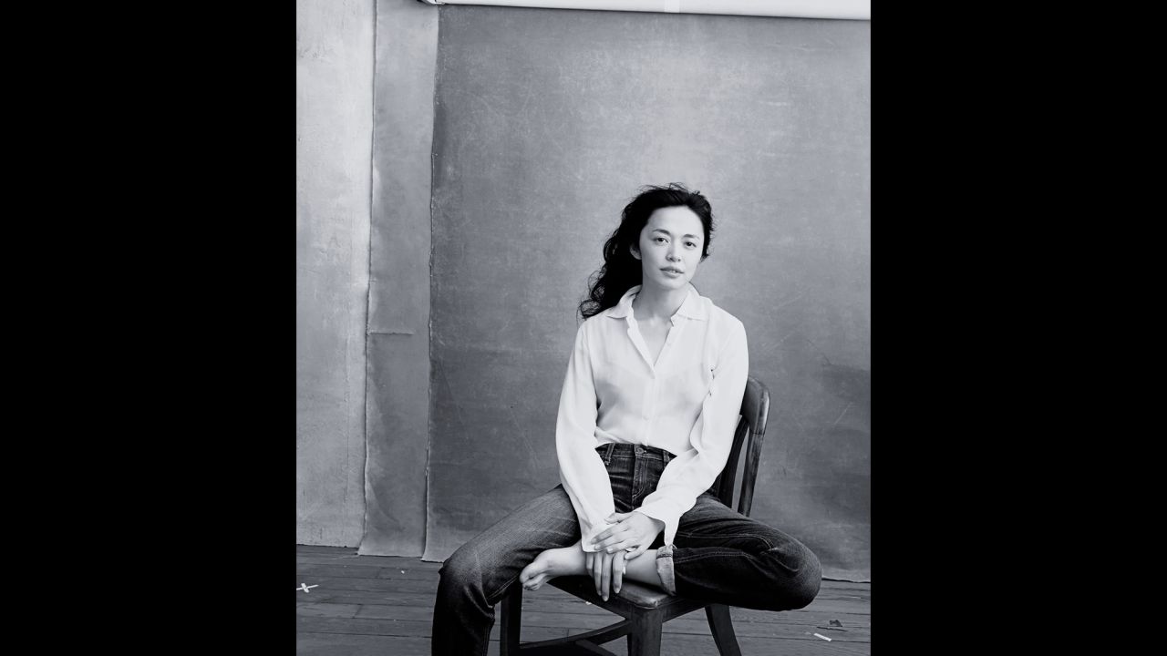 Yao Chen, the first Chinese UNHCR goodwill ambassador, is among the notable women of the 2016 Pirelli calendar.