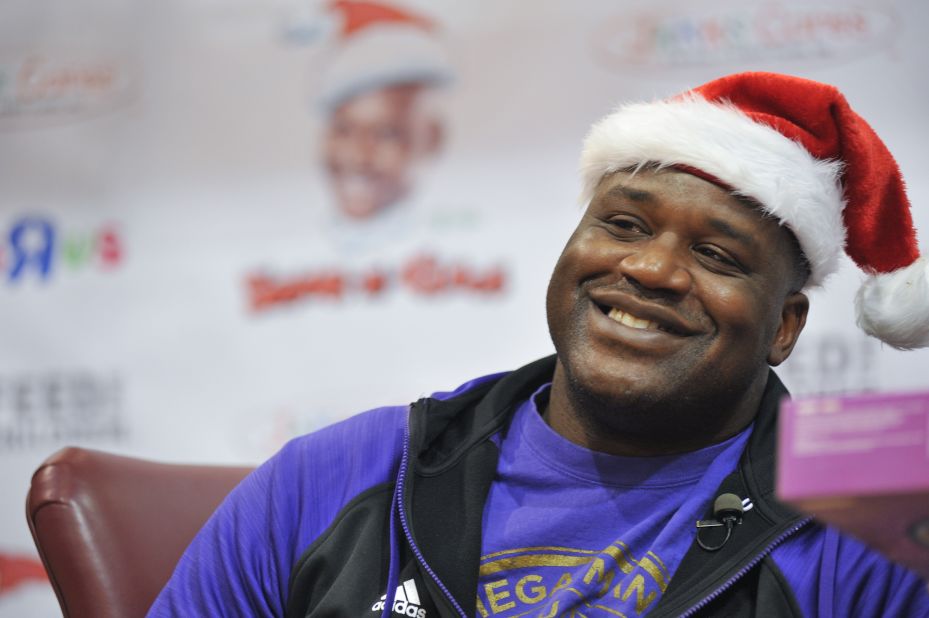 You could<a href="https://www.omaze.com/experiences/red-shaq" target="_blank" target="_blank"> join a holiday-themed photo shoot with Shaquille O'Neal</a> and grab a meal with the hoops legend. Use the pictures for your personal "Us & Shaq" holiday card.  