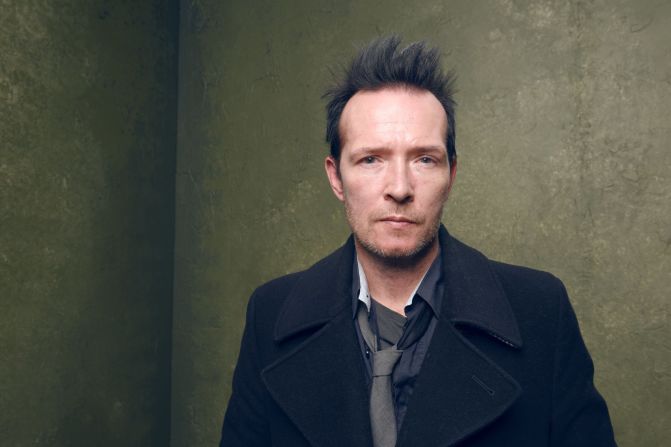 <a href="index.php?page=&url=http%3A%2F%2Fwww.cnn.com%2F2015%2F12%2F04%2Fentertainment%2Fscott-weiland-stone-temple-pilots-death%2Findex.html" target="_blank">Scott Weiland</a>, lead singer of Stone Temple Pilots and Velvet Revolver, died December 3 at age 48. Weiland died of an <a href="index.php?page=&url=http%3A%2F%2Fwww.cnn.com%2F2015%2F12%2F18%2Fentertainment%2Fscott-weiland-cause-of-death-feat%2F" target="_blank">accidental overdose</a> of alcohol and drugs, the Hennepin County (Minnesota) Medical Examiner's Office said.